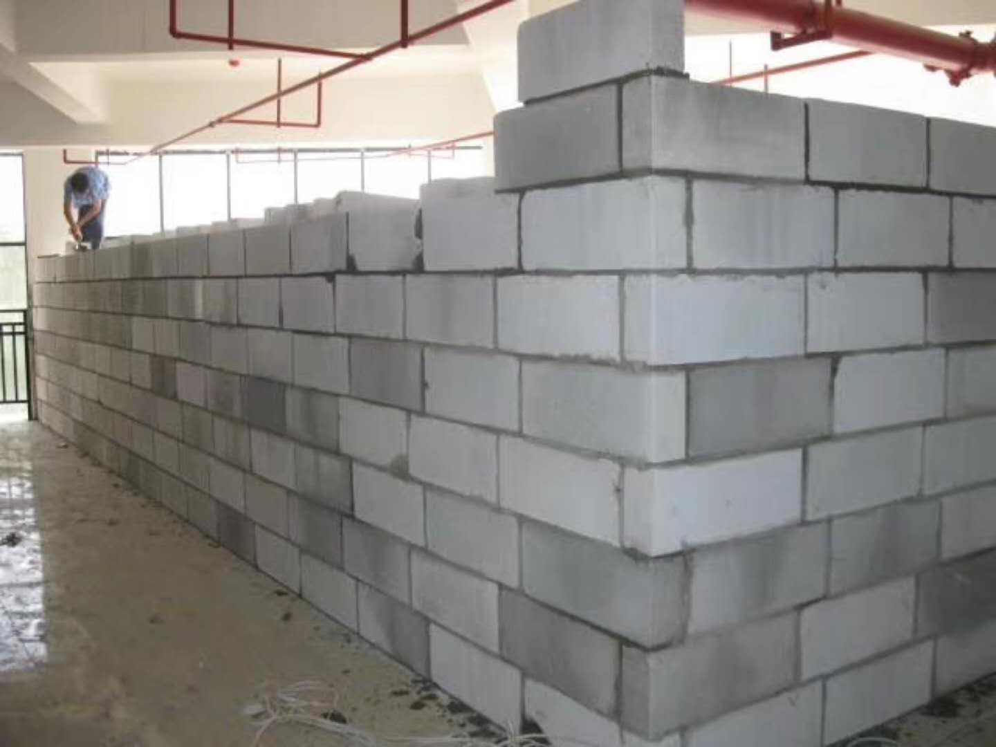 隔墙板蒸压加气混凝土砌块承重墙静力和抗震性能的研究